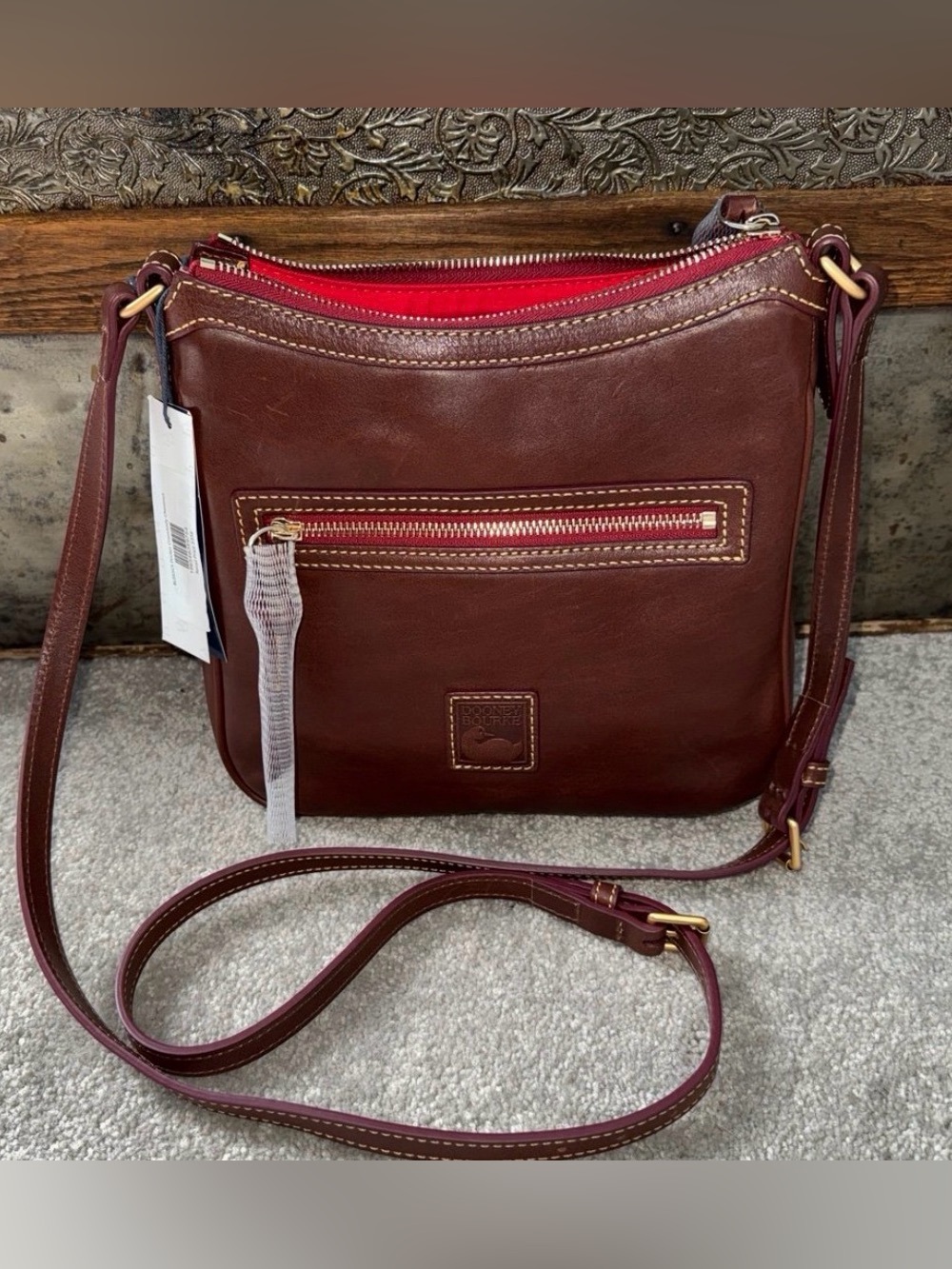NWT Dooney & Bourke Florentine Pocket Crossbody in Chestnut